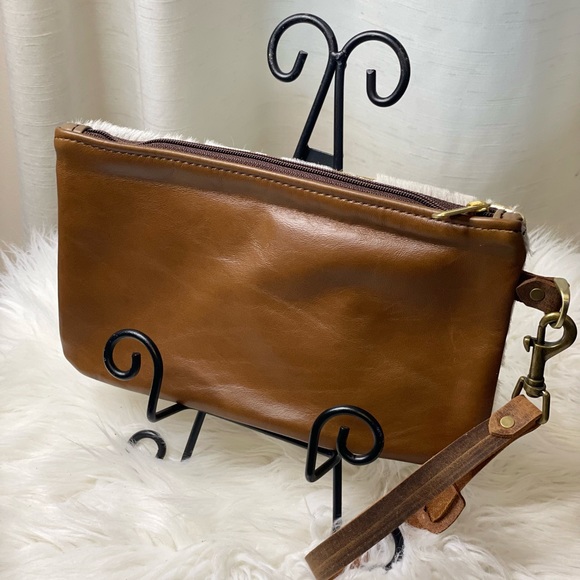 Cowhide Wristlet brown hair on hide with stunning gold acid wash highlights - Picture 3 of 9